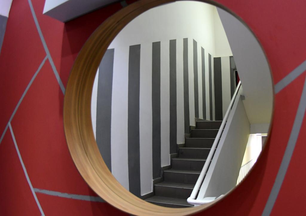 Crown Sea Apart Hotel تل أبيب المظهر الخارجي الصورة