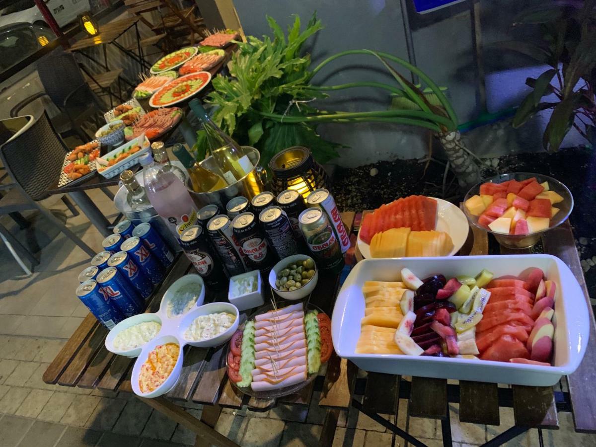 Crown Sea Apart Hotel تل أبيب المظهر الخارجي الصورة